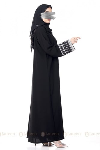 عباية رسميه مزينه تطريز ف الكم - لتين