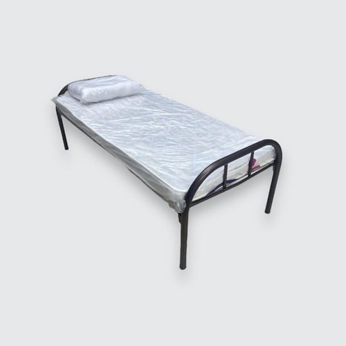 سرير حديد نفر بكامل الاغراض