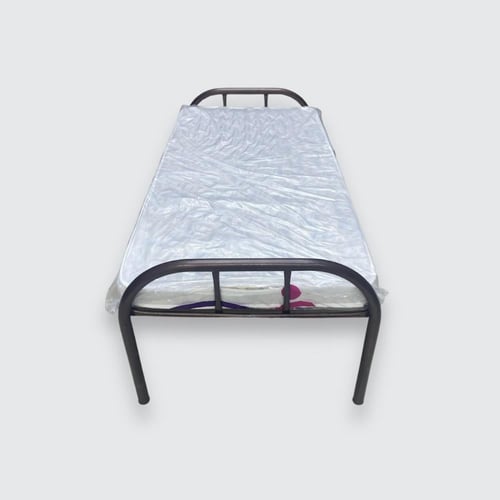 سرير حديد نفر بكامل الاغراض