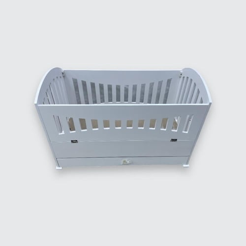 سرير اطفال حواجز خشب