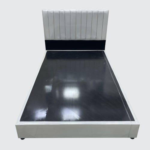 سرير نفر ونص بوكس (جلد مخطط )