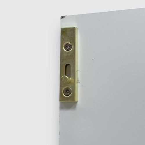 دولاب خشب ثلاث ابواب