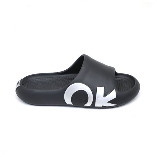 شبشب رجالي بكتابة OK للبحر والاستحمام