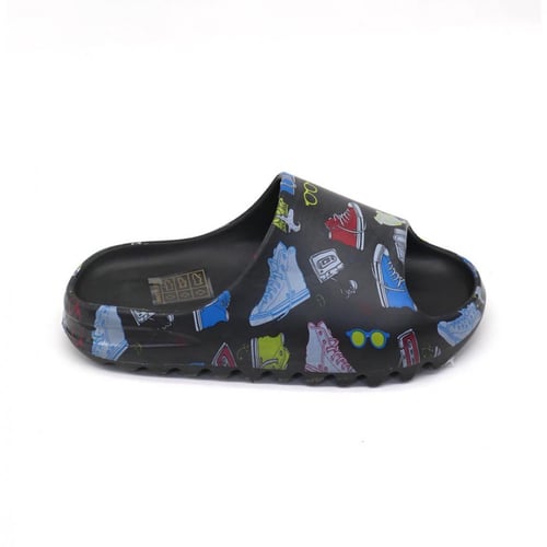 شبشب رجالي مزين برسمات والوان للشاطئ والاستحمام