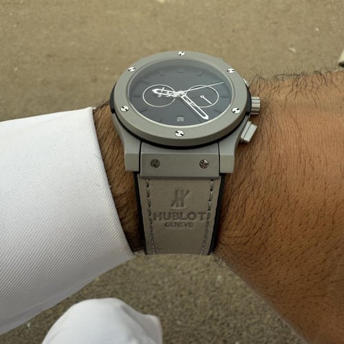 ساعة اوبلو كلاسك سموك سلفر