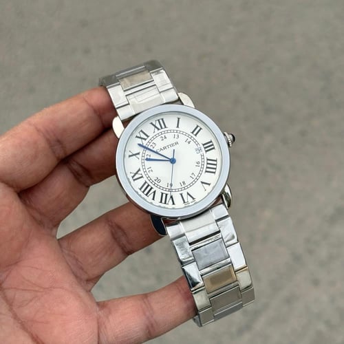 ساعة round بطاريه مقاس كبير