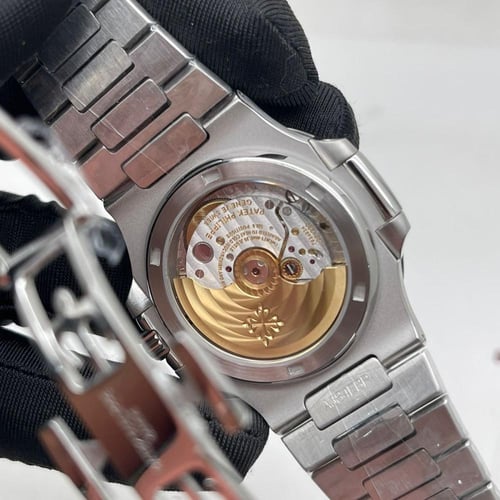 ساعة باتيك فيليب ماستر كوالتي الابيض