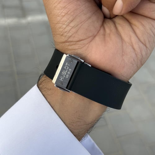 ساعة اوبلو كلاسك إطار فضي