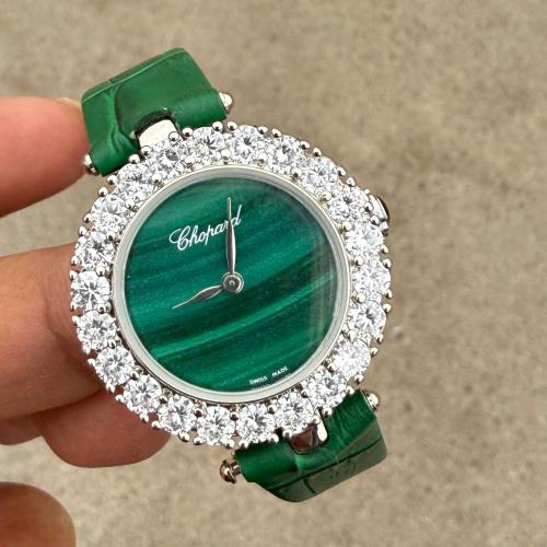 ساعة شوبارد نسائيه