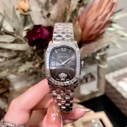 ساعة فرزاتشي نسائيه