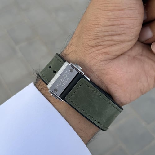 ساعة كلاسك زيتي اوبلو