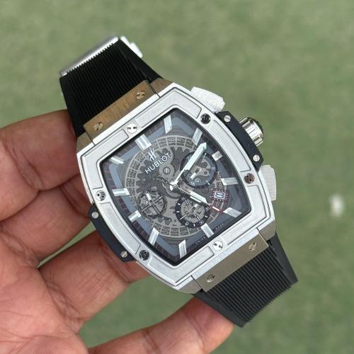 ساعة أبلو Big Bang الكبيره