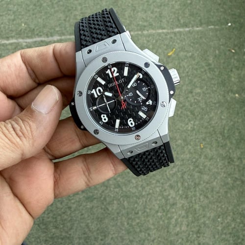 ساعة هوبلو تيتانيوم اسود big bang