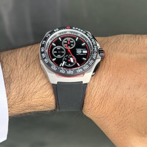 ساعة سبورت الفورمولا تاغ هوير