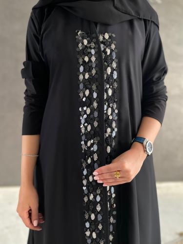 Black crepe abaya with embroidery in front, stretch sleeves