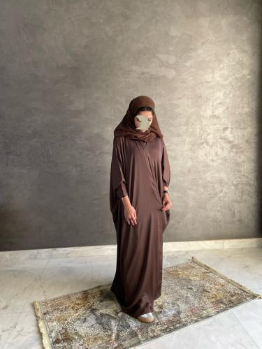 Abaya, Beshte, Oudiy, silk, with two gold lines, f...