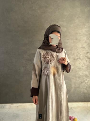 Linen abaya beige with embroidery on the front