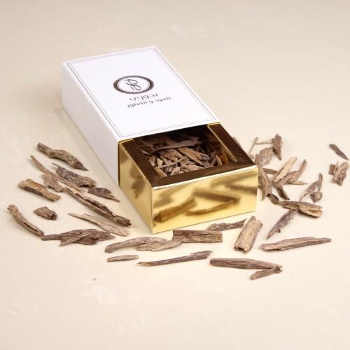 هندي سيسور(دقة وقشور).