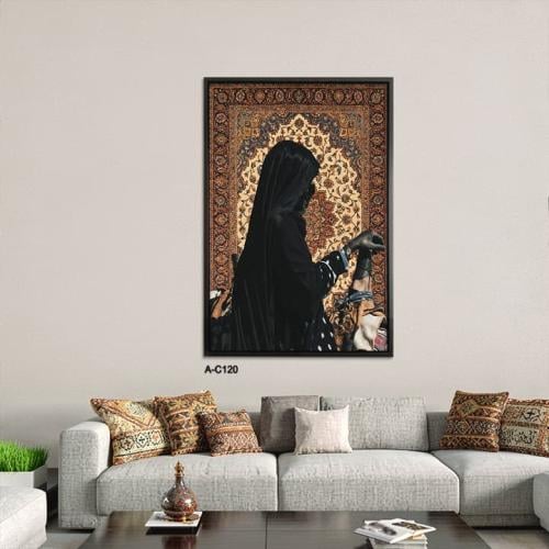 لوحة فنية تعبّر عن هوية المرأة الشرقية