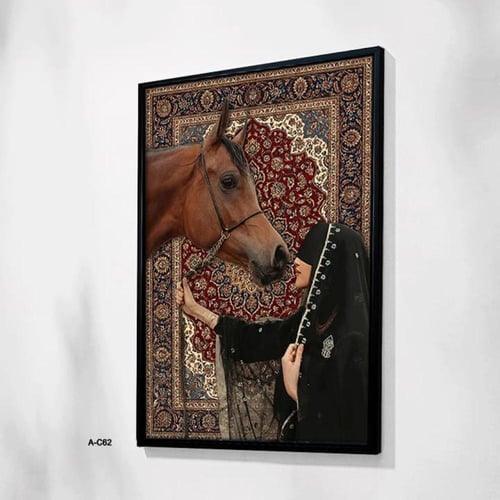 لوحة فنية احترافية تُجسّد هيبة الخيل العربي ورقة ا...