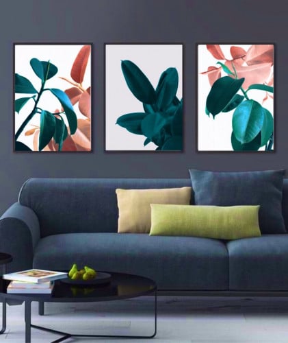 ثلاث لوحات قياس 50x40cm