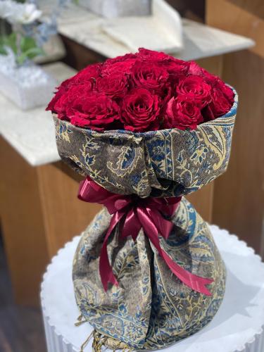 Kashmiri shawl with jasmine flowers