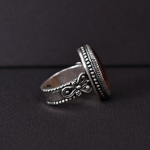 خاتم فضة رجالي عيار 925 متوج بحجر عقيق يماني طبيعي