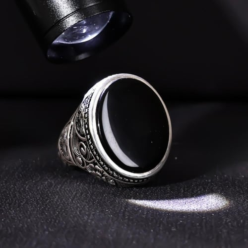 خاتم فضة رجالي صياغة عارف عيار 990 متوج بحجر عقيق...