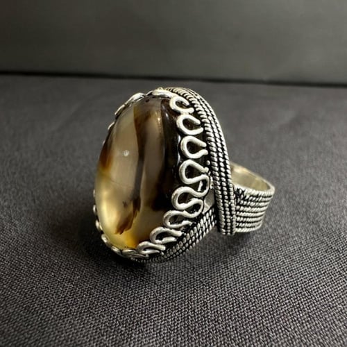 خاتم فضة رجالي عيار 925 متوج بحجر عقيق يماني طبيعي...