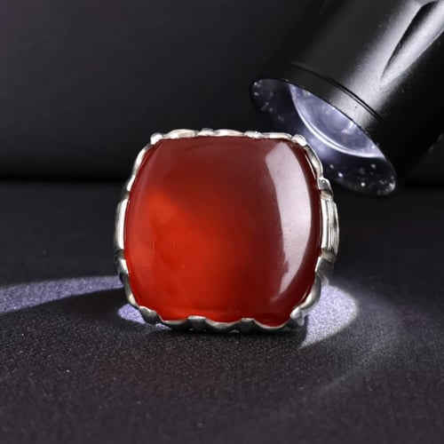 خاتم فضة رجالي عيار 990 متوج بحجر عقيق يماني كبدي...