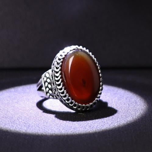 خاتم فضة رجالي عيار 925 متوج بحجر عقيق يماني طبيعي