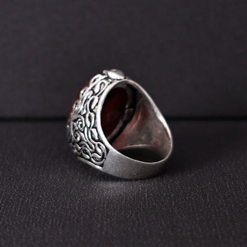 خاتم فضة رجالي عيار 925 متوج بحجر عقيق يماني طبيعي