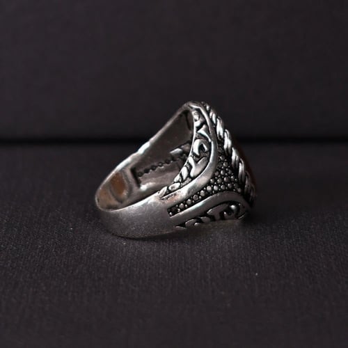 خاتم فضة رجالي عيار 925 متوج بحجر عقيق يماني طبيعي