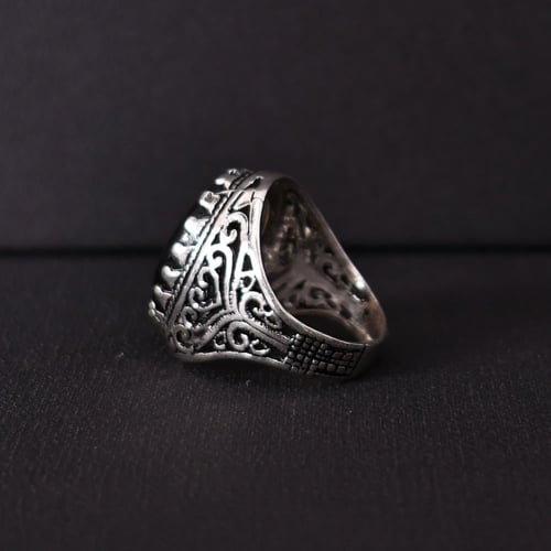 خاتم فضة رجالي عيار 925 متوج بحجر عقيق يماني طبيعي