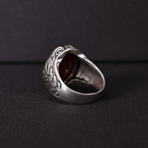 خاتم فضة رجالي عيار 925 متوج بحجر عقيق يماني طبيعي