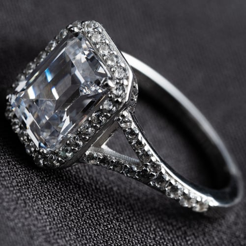 خاتم فضة عيار 925 مرصع بحجر الزركون