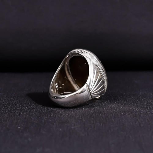 خاتم فضة رجالي عيار 925 متوج بحجر عقيق يماني سليما...