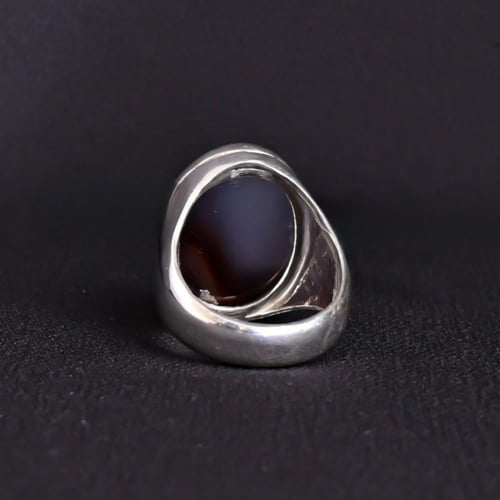 خاتم فضة رجالي عيار 925 متوج بحجر عقيق يماني مصور...