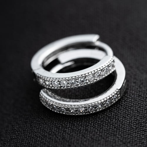 حلق فضة عيار 925 مرصع بحجر الزركون