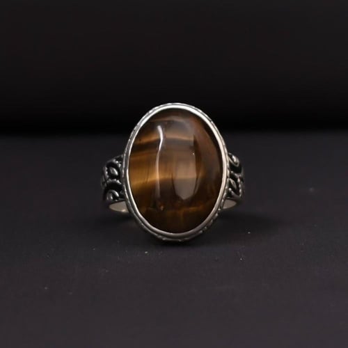 خاتم فضة رجالي عيار 990 متوج بحجر عين النمر