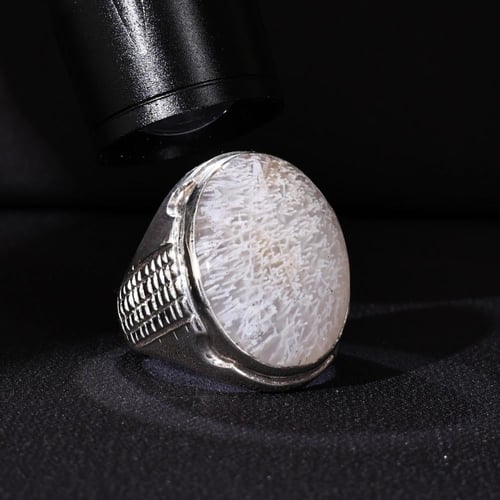 خاتم فضة رجالي عيار 925 متوج بحجر عقيق يماني مسمار...