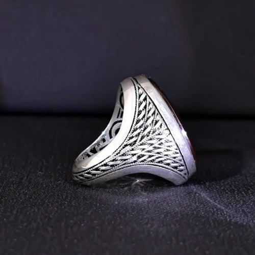 خاتم فضة رجالي صياغة عارف عيار 990 متوج بحجر عقيق...