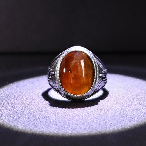 خاتم فضة رجالي عيار 925 متوج بحجر عقيق يماني رماني...