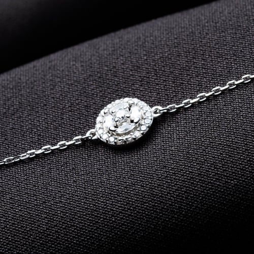 سوارة فضة عيار 925 مرصعة بحجر الزركون .