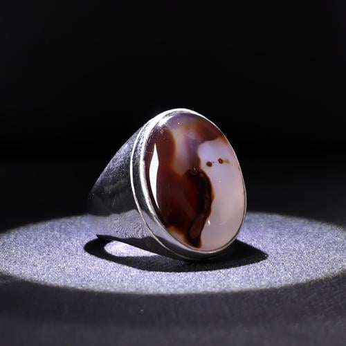 خاتم فضة رجالي عيار 925 متوج بحجر عقيق يماني مصور...