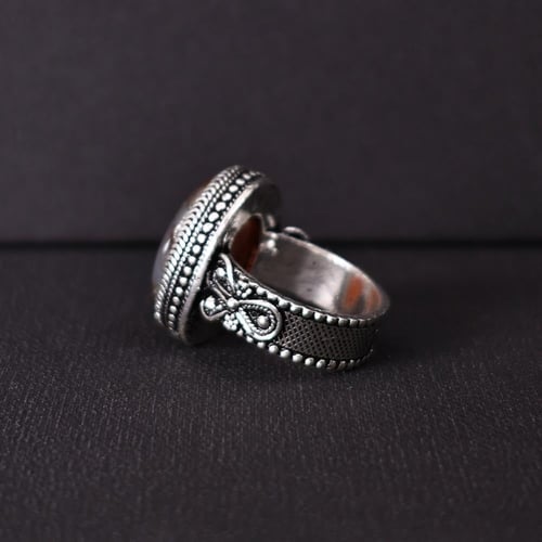 خاتم فضة رجالي عيار 925 متوج بحجر عقيق يماني طبيعي