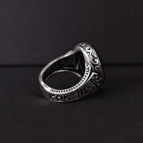 خاتم فضة رجالي عيار 925 متوج بحجر عقيق جزع يماني ط...