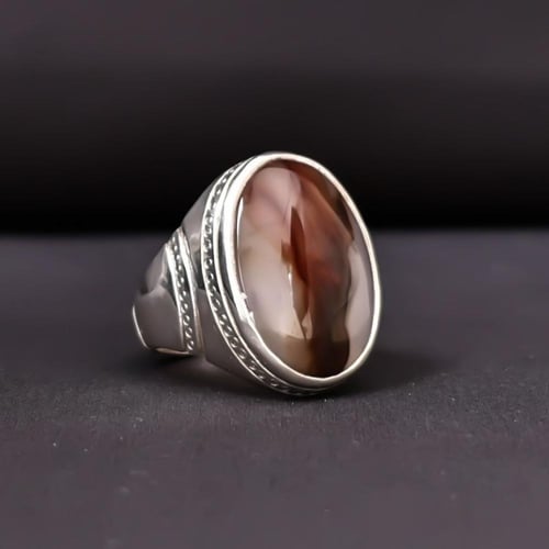 خاتم فضة رجالي عيار 925 متوج بحجر عقيق يماني مصور...