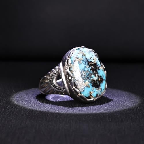 خاتم فضة رجالي عيار 950 متوج بحجر فيروز نيشابوري ط...