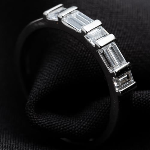 خاتم فضة عيار 925 مرصع بحجر الزركون